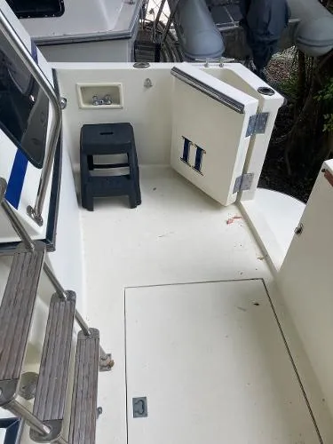 Slide: The Image of Tollycraft 44 Cockpit Motor Yacht 1990 - 5