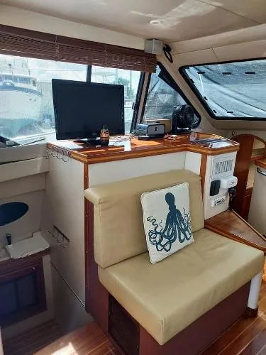 Slide: The Image of Seawind Venturer 38 1999 - 5