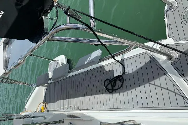 Slide: The Image of Seawind Venturer 38 1999 - 9