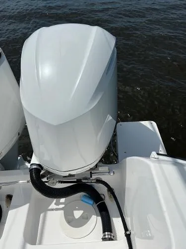 Slide: The Image of Intrepid 375 Center Console 2013 - 5