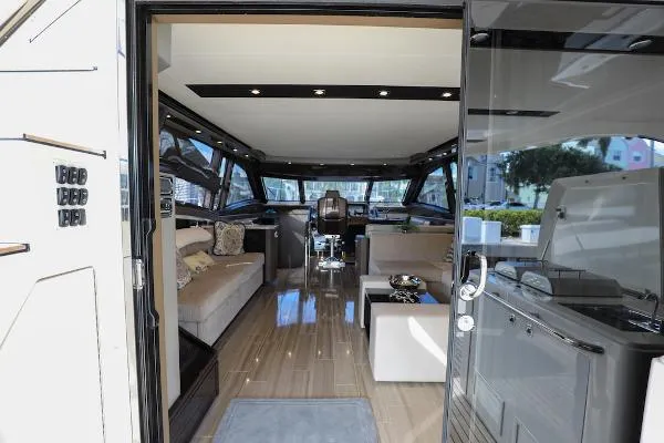 Slide: The Image of Marquis 660 Sport Yacht 2016 - 10