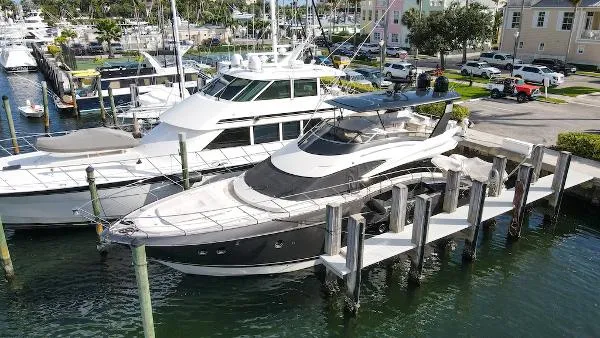 Slide: The Image of Marquis 660 Sport Yacht 2016 - 7