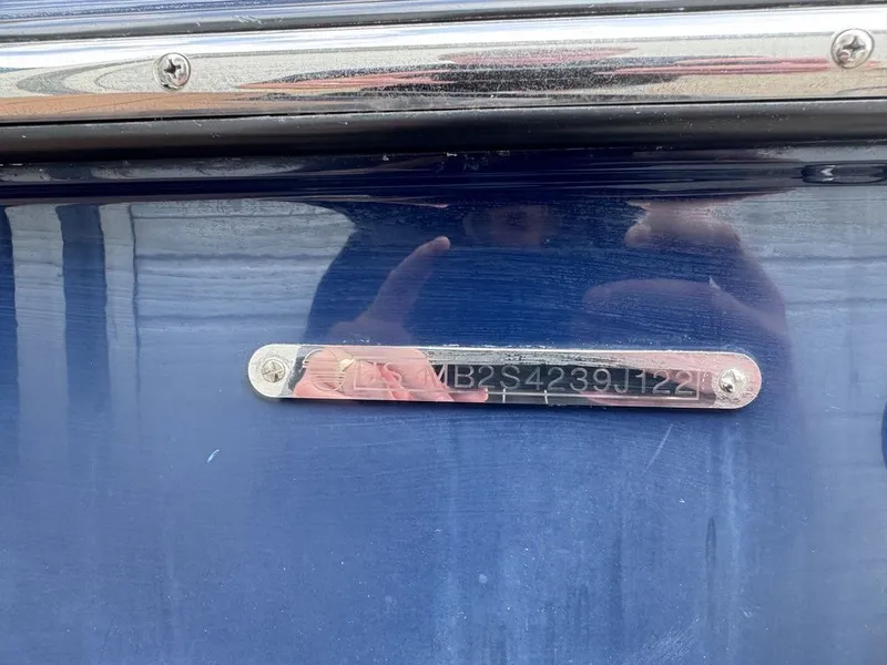 Slide: The Image of Malibu Wakesetter 23 LSV 2022 - 4