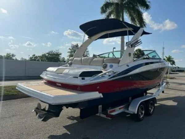 Slide: The Image of Regal 2500 Bowrider 2013 - 4