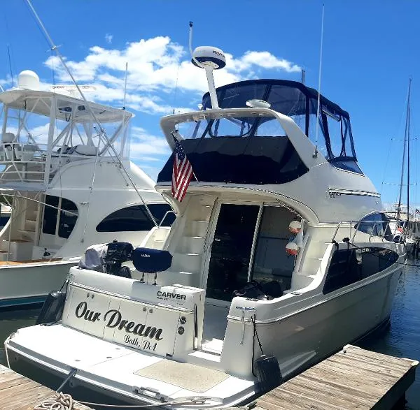 Slide: The Image of Carver Yachts 360 Sport Sedan 2004 - 0