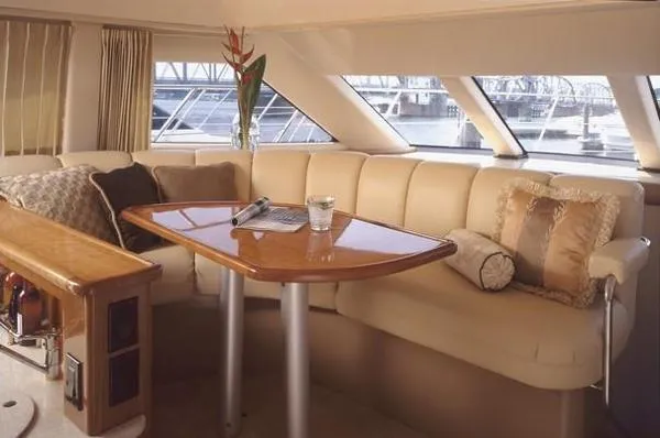 Slide: The Image of Carver Yachts 360 Sport Sedan 2004 - 9