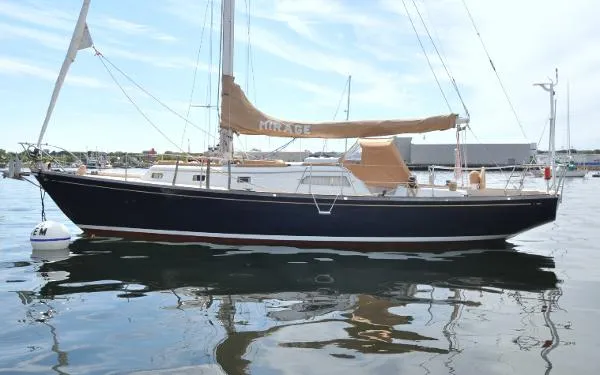Slide: The Image of Islander YachtCraft 37 1974 - 4