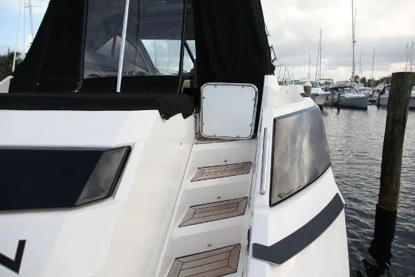 Slide: The Image of Regal 53 Sport Coupe 2009 - 10