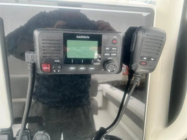 Slide: The Image of Parker Marine 2801 Center Console 2022 - 8