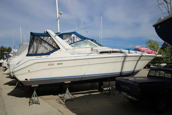 Slide: The Image of Sea Ray 330 Sundancer 1992 - 0