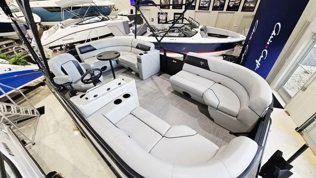 Slide: The Image of Viaggio By Misty Harbor Del Mar C Del16C 2022 - 3