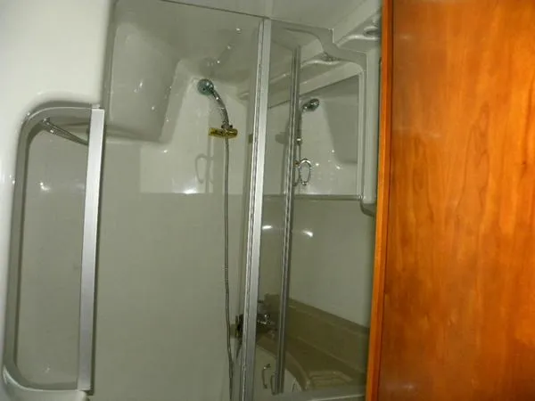 Slide: The Image of Carver Yachts 360 Sport Sedan 2003 - 4
