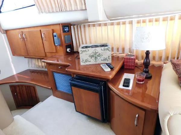 Slide: The Image of Carver Yachts 360 Sport Sedan 2003 - 8