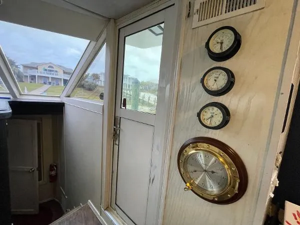 Slide: The Image of Stardust Cruisers Motor Yacht Coastal Cruiser 1997 - 5