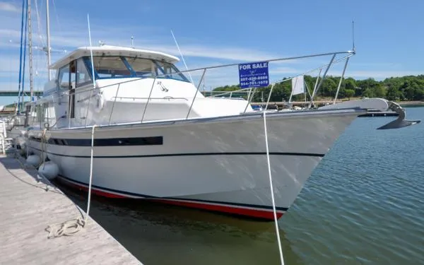 Slide: The Image of Huckins 50 Pilothouse 1985 - 5