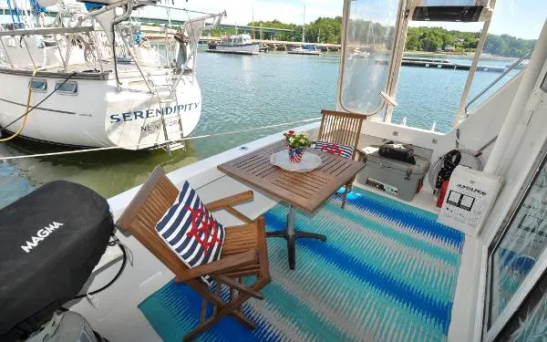 Slide: The Image of Huckins 50 Pilothouse 1985 - 6