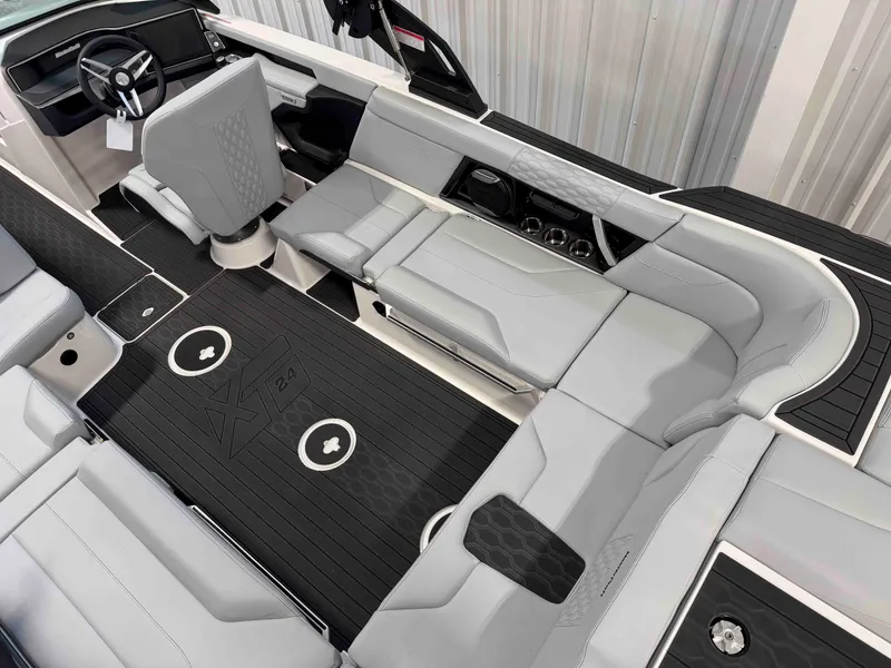 Slide: The Image of MasterCraft XT24 2026 - 10