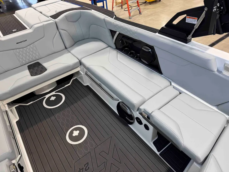 Slide: The Image of MasterCraft XT24 2026 - 27