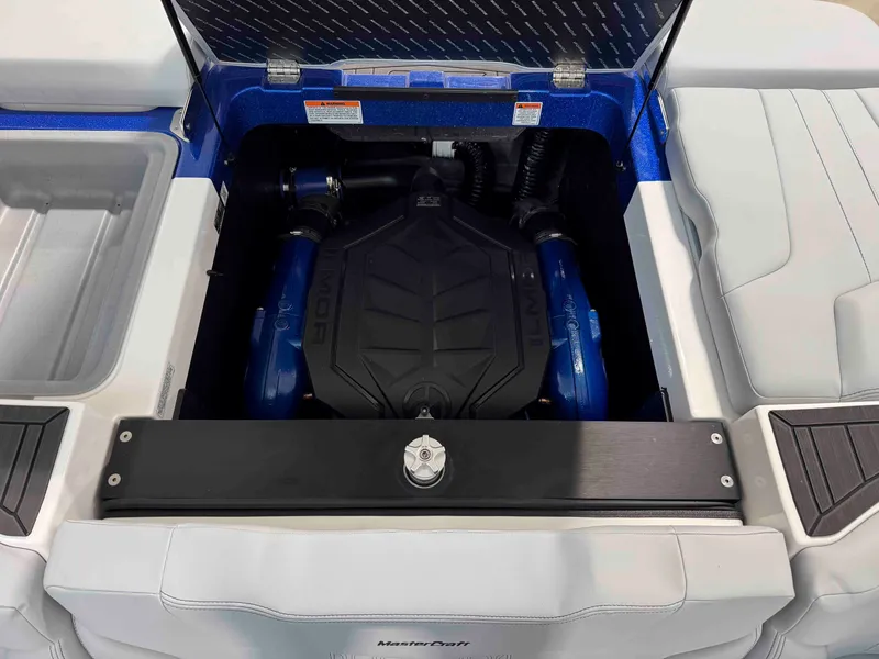 Slide: The Image of MasterCraft XT24 2026 - 29