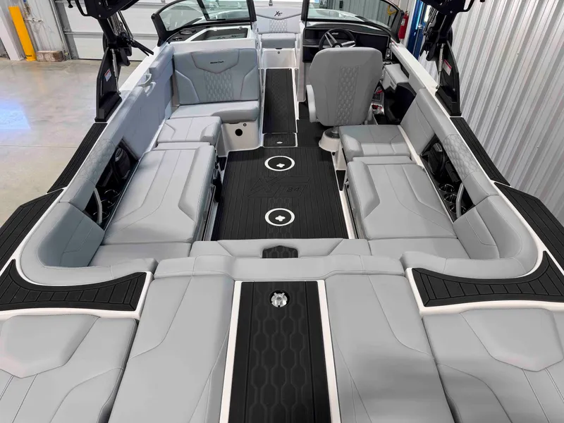 Slide: The Image of MasterCraft XT24 2026 - 8