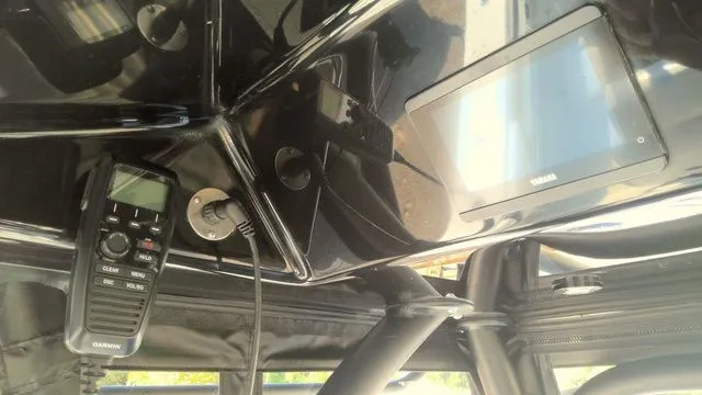 Slide: The Image of Yellowfin 36 Offshore 2023 - 56