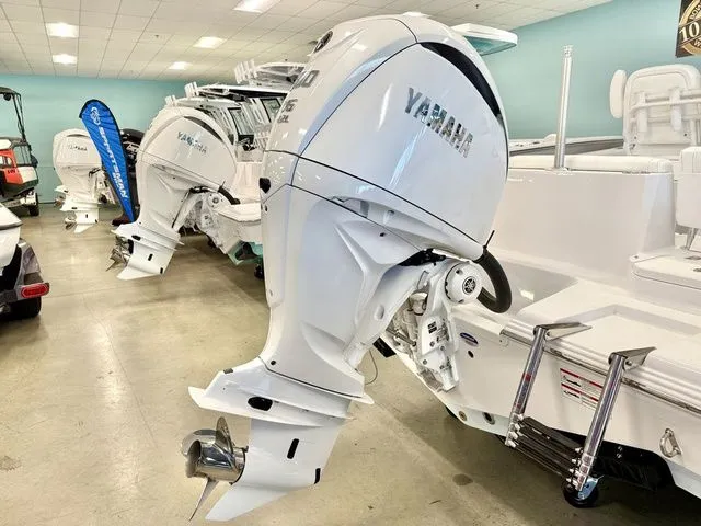 Slide: The Image of Sportsman Heritage 231 Center Console 2026 - 17