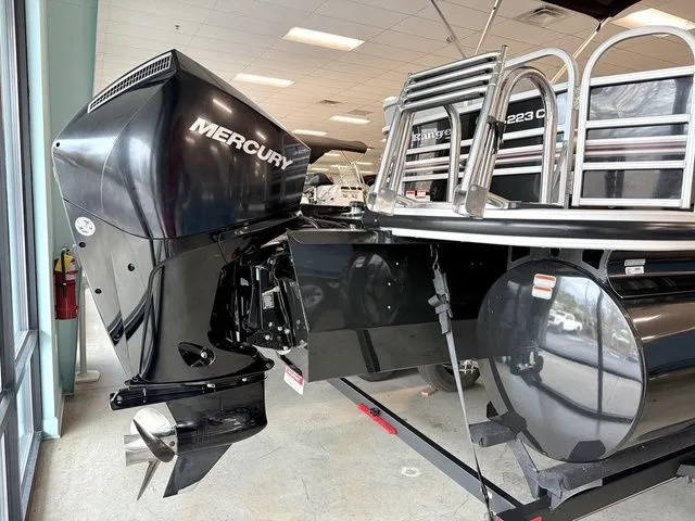 Slide: The Image of Ranger 223C 2022 - 14