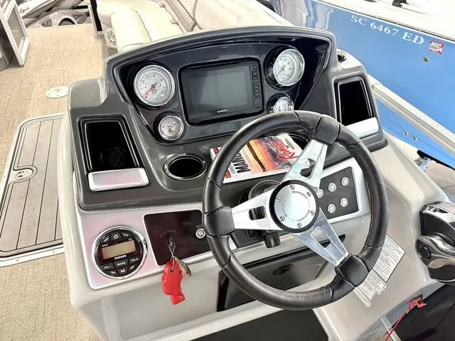 Slide: The Image of Ranger 223C 2022 - 8