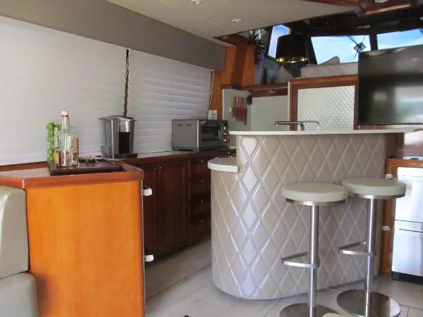 Slide: The Image of McKinna 57 Pilothouse 1999 - 10
