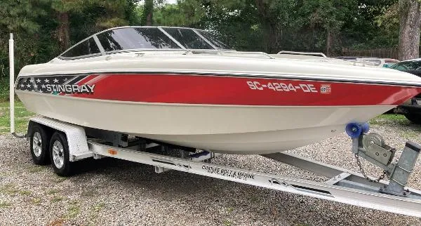 Slide: The Image of Stingray 220 LX 2006 - 2
