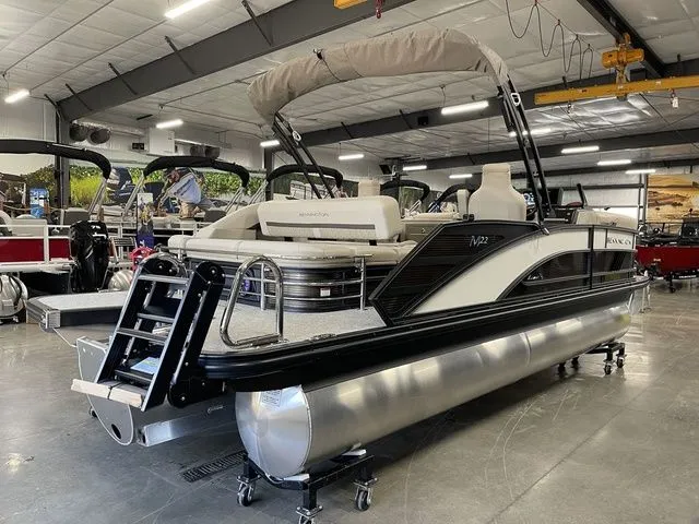 Slide: The Image of Bennington M Swingback 22 MSB 2026 - 10