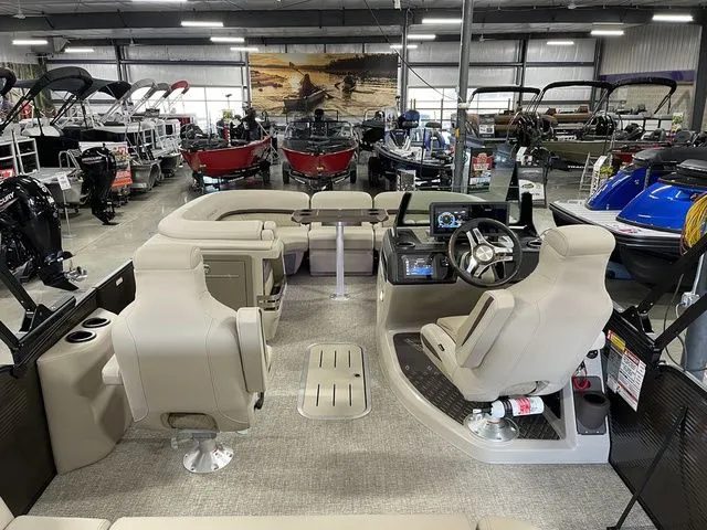 Slide: The Image of Bennington M Swingback 22 MSB 2026 - 15