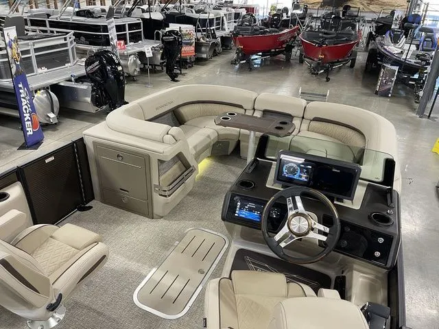 Slide: The Image of Bennington M Swingback 22 MSB 2026 - 25