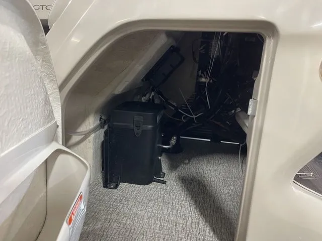 Slide: The Image of Bennington M Swingback 22 MSB 2026 - 39