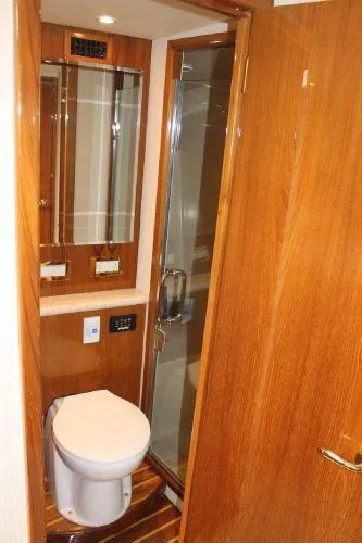 Slide: The Image of Buddy Davis 52 SPORT EXPRESS FISH 2006 - 6