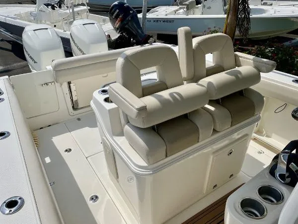 Slide: The Image of Boston Whaler 280 Outrage 2018 - 11