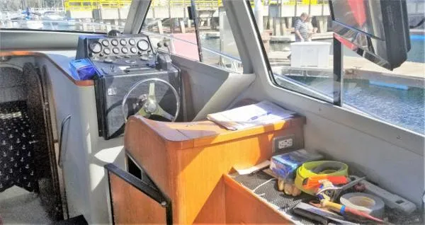 Slide: The Image of Mediterranean 38 Convertible 1989 - 3