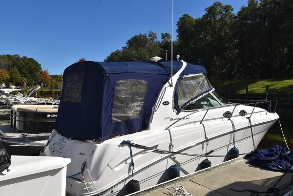 Slide: The Image of Sea Ray 300 Sundancer 2006 - 4