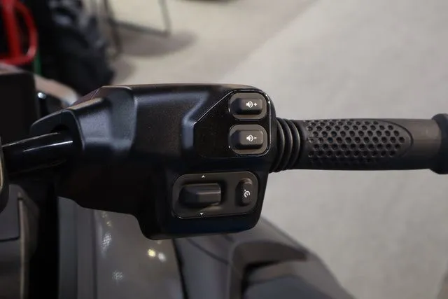 Slide: The Image of Sea-Doo RXT-X 2026 - 13