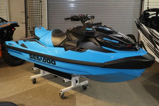 Slide: The Image of Sea-Doo RXT-X 2026 - 9