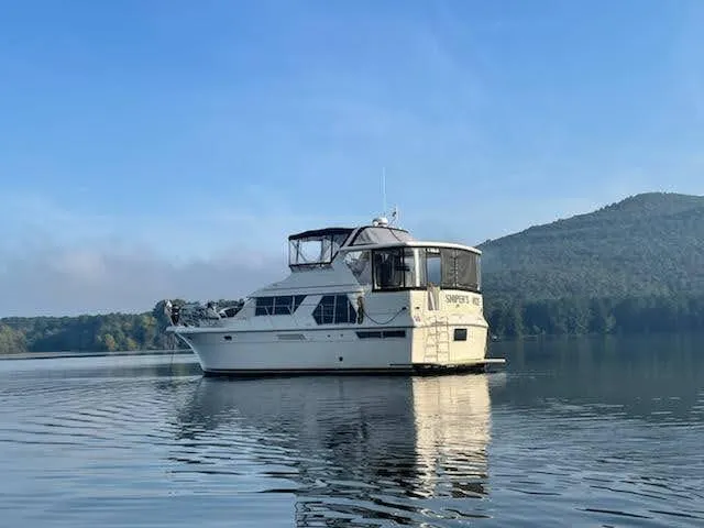 Slide: The Image of Carver Yachts 440 Aft Cabin Motor Yacht 1993 - 3