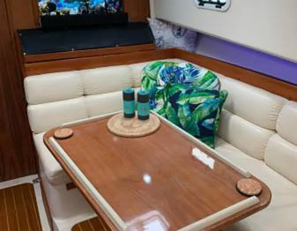 Slide: The Image of Mainship 34 Pilothouse 2002 - 6
