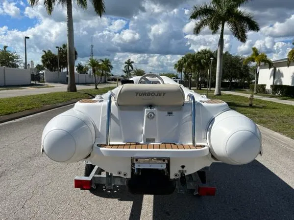 Slide: The Image of Williams Turbojet 385 2014 - 6