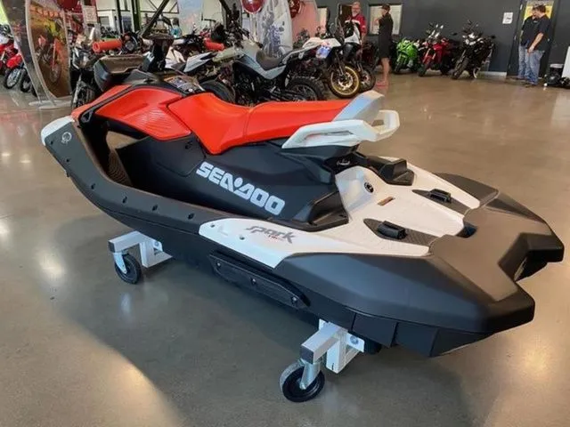 Slide: The Image of Sea-Doo Spark Trixx for 3 2026 - 13