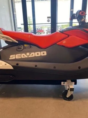 Slide: The Image of Sea-Doo Spark™Trixx for 3 Rotax® 900 ACE™ - 90 iBR and Aud 2026 - 6