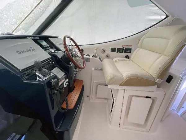 Slide: The Image of Tiara 3900 Sovran 2007 - 10