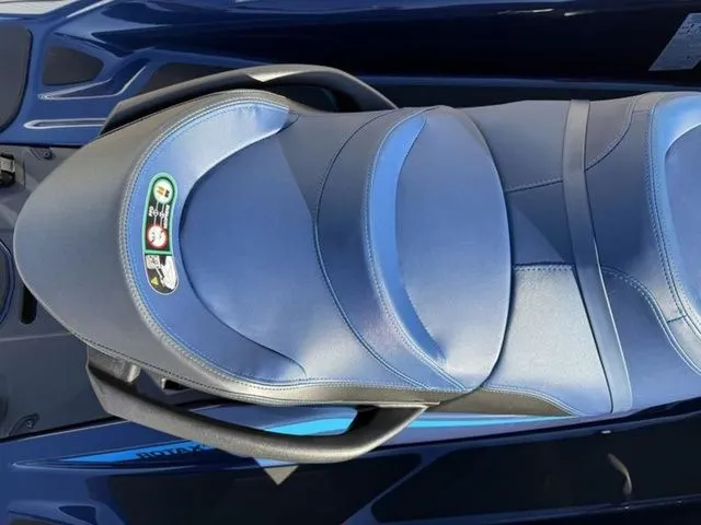 Slide: The Image of Sea-Doo GTX 300 iBR and iDF 2026 - 10