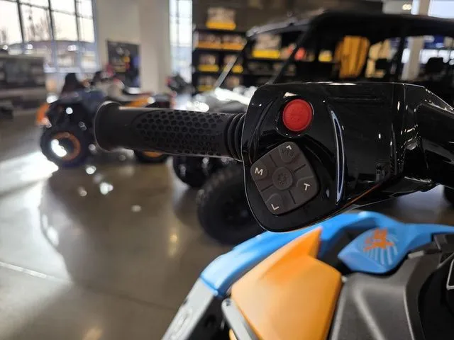 Slide: The Image of Sea-Doo Spark Trixx for 3 2026 - 14