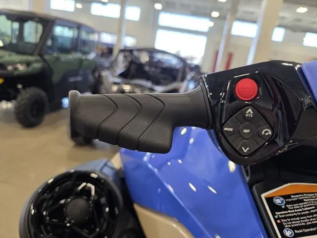 Slide: The Image of Sea-Doo Wake 170 BRP Premium Audio, iDF, iBR 2026 - 12