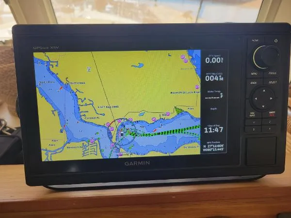 Slide: The Image of Mainship 400 Trawler 2007 - 10